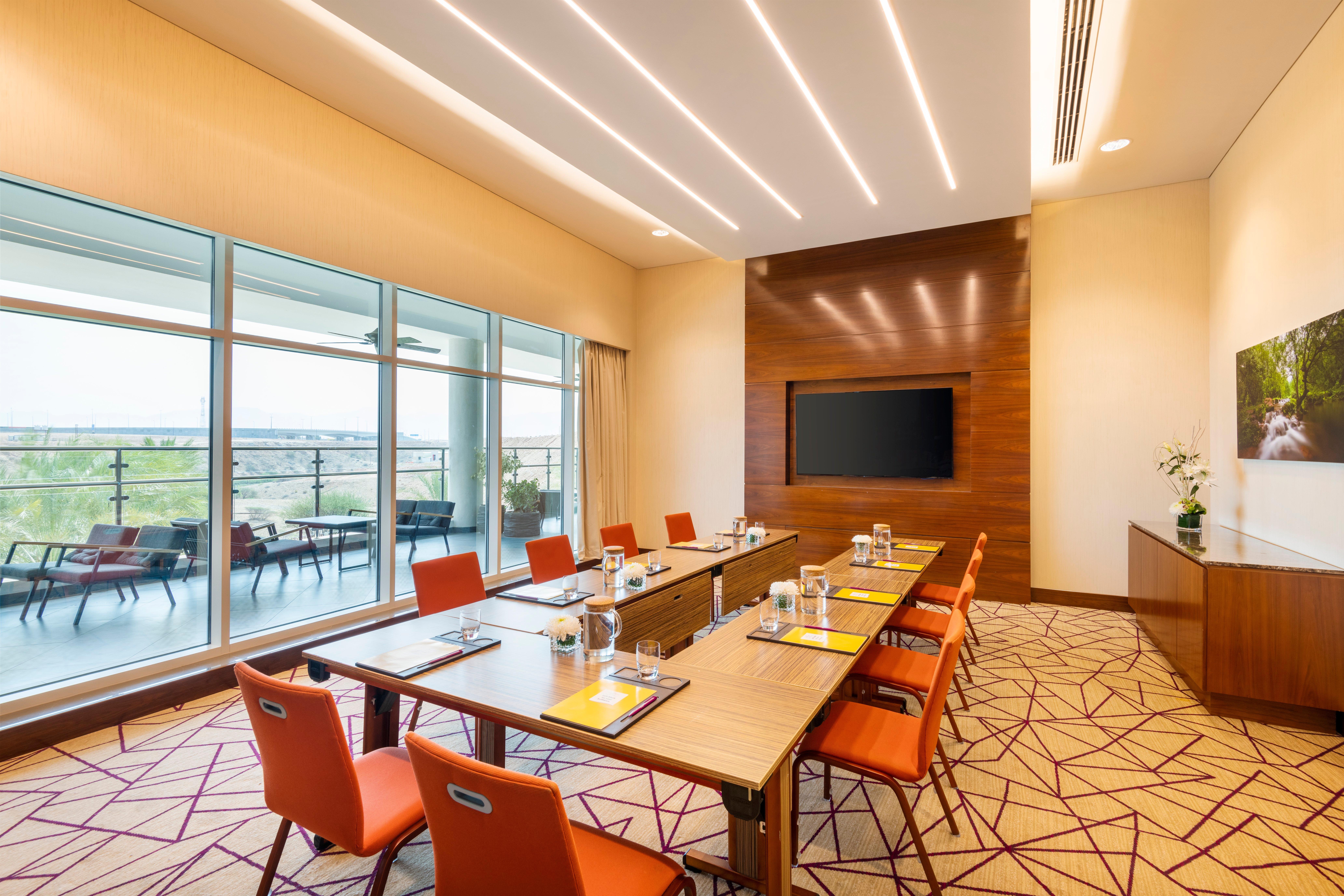 Crowne Plaza Muscat Ocec By Ihg Hotel Kültér fotó