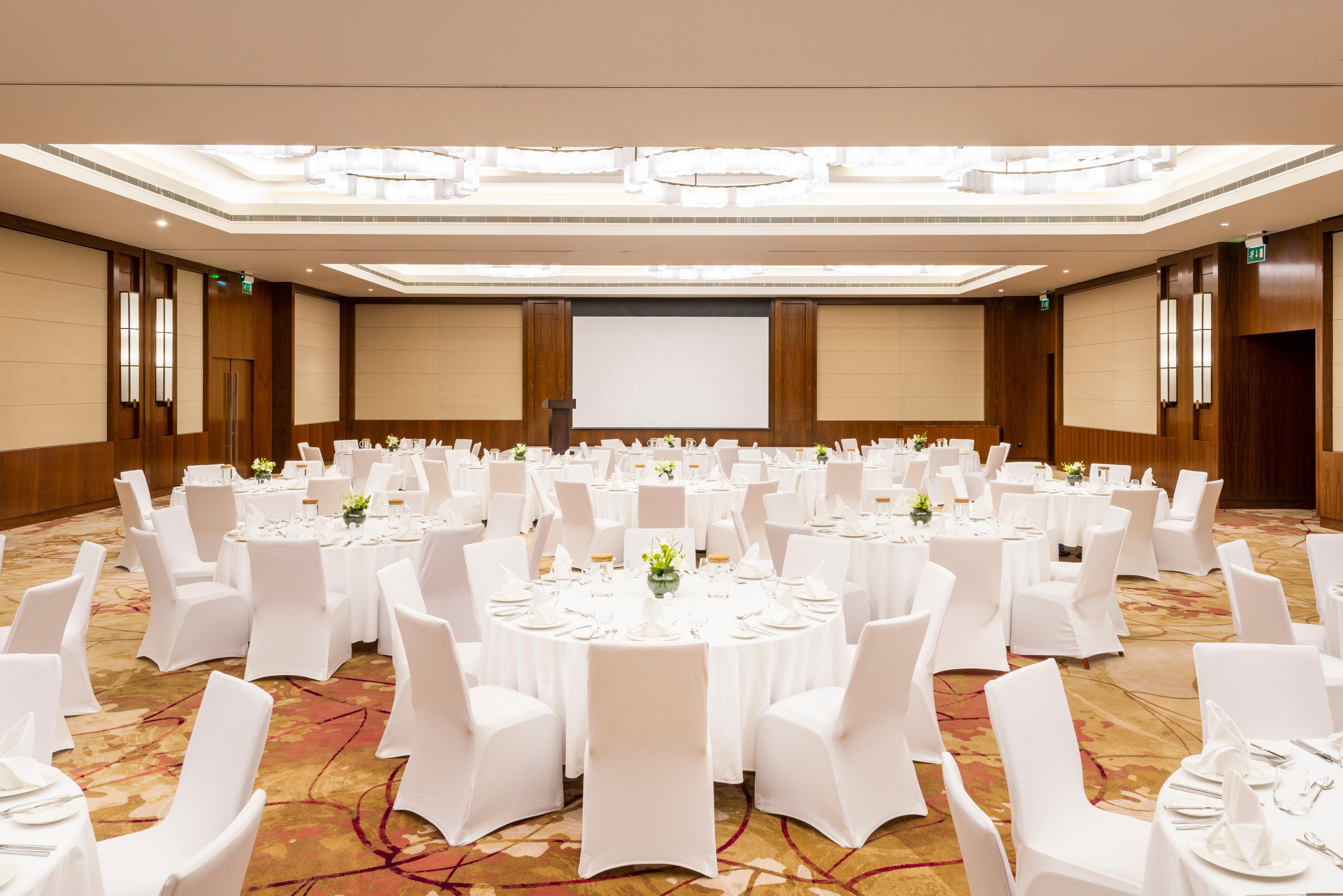 Crowne Plaza Muscat Ocec By Ihg Hotel Kültér fotó