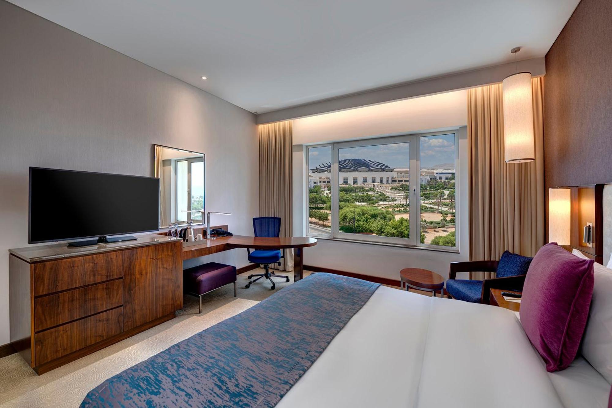 Crowne Plaza Muscat Ocec By Ihg Hotel Kültér fotó