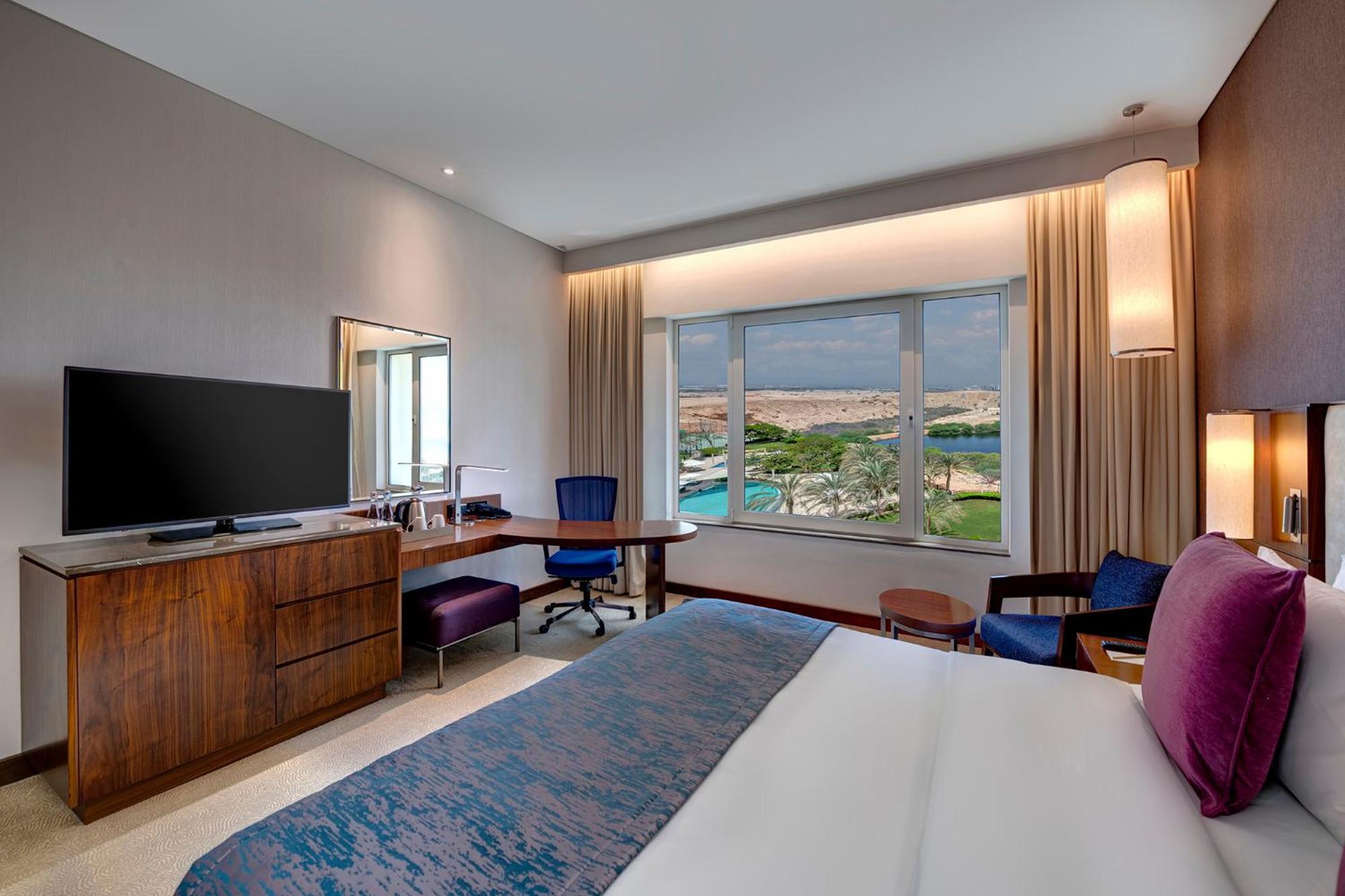 Crowne Plaza Muscat Ocec By Ihg Hotel Kültér fotó
