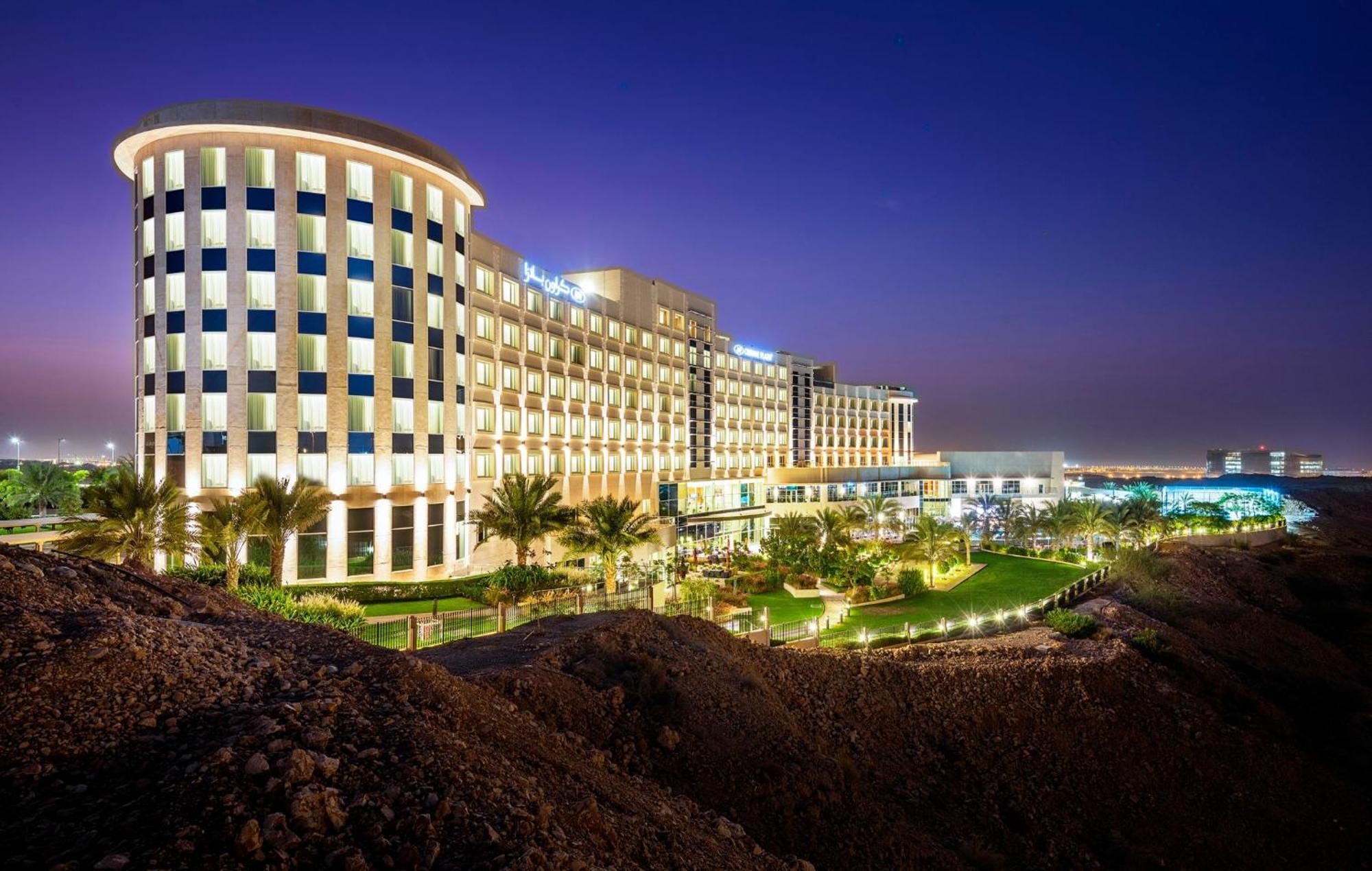 Crowne Plaza Muscat Ocec By Ihg Hotel Kültér fotó